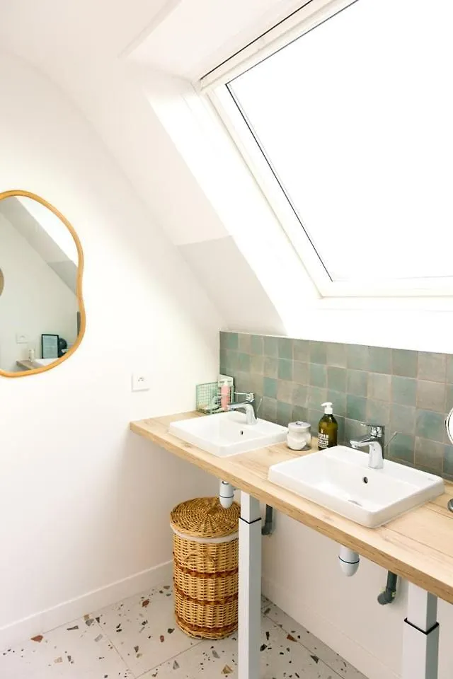 Poule D'Eau Bed & Breakfast Plogoff France