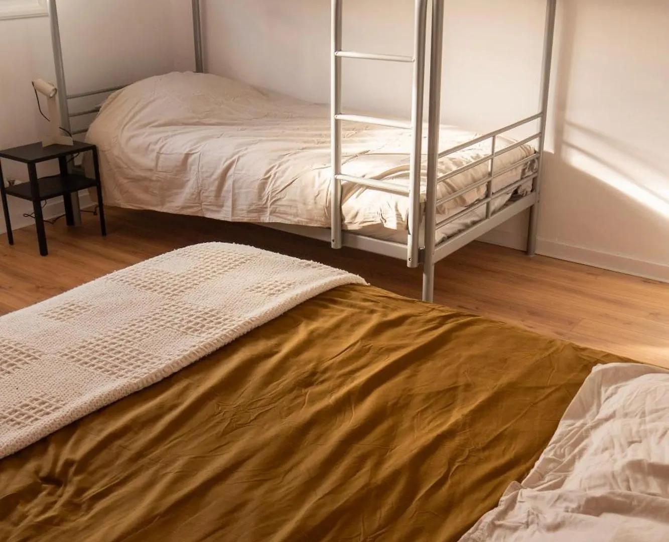 Poule D'Eau Bed & Breakfast Plogoff